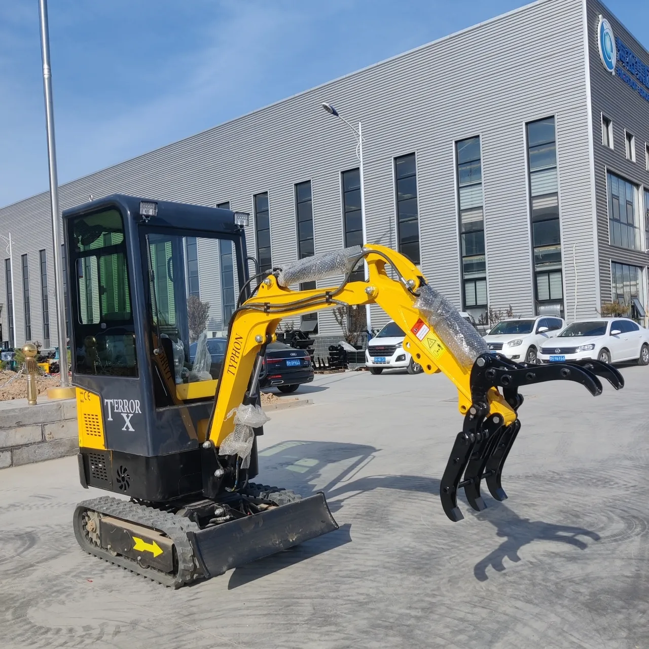 TYPHON Attachments Grapple Attachment for Mini Excavators Grabber USA